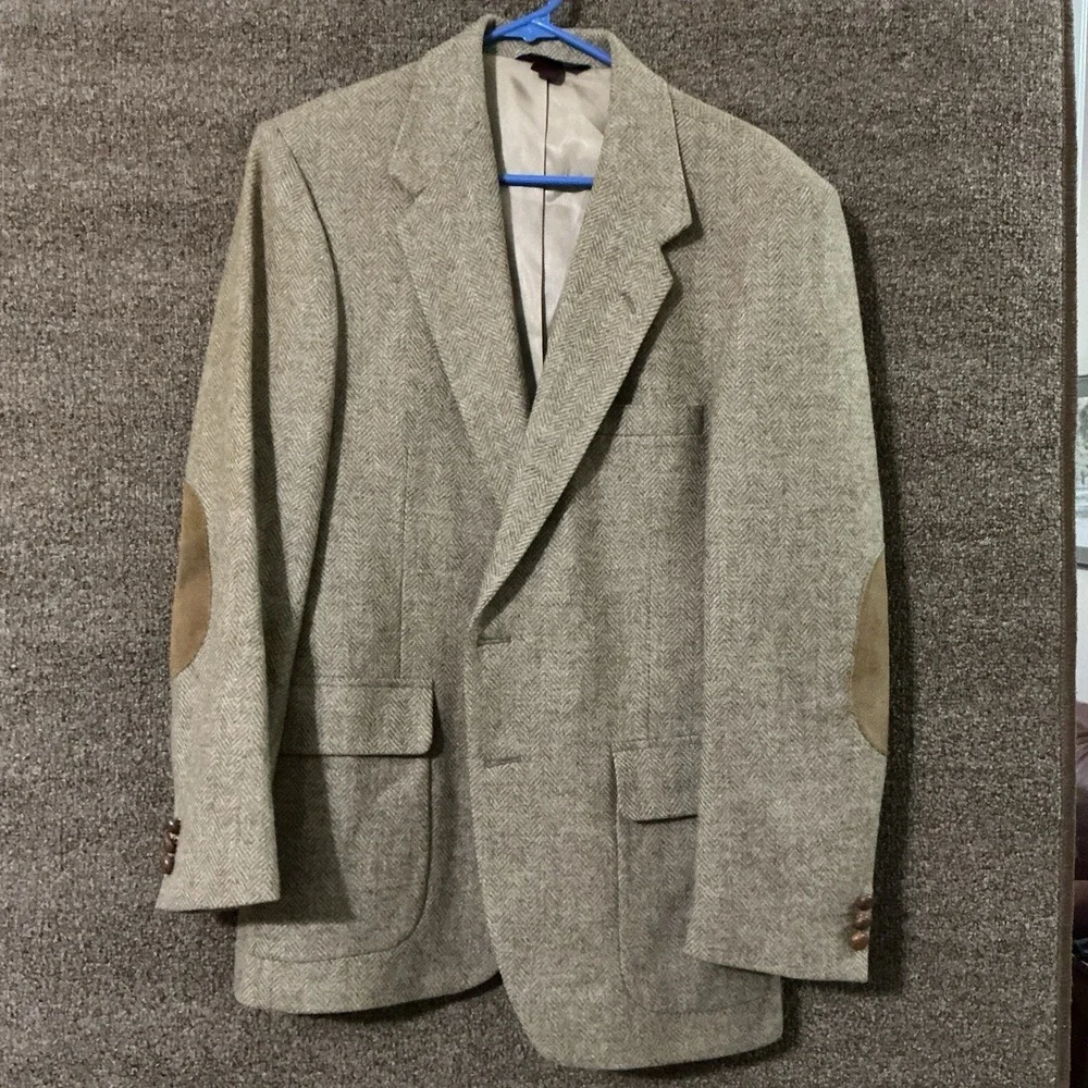 Wm F Farah VTG Sport Coat Blazer Herringbone Wool Tweed 42R USA MADE Elbow Patch